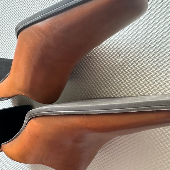 Jessica Tiffany Women’s Leather Brown Slip-On Healed Shoes Made in Brazil - Picture 11 of 11